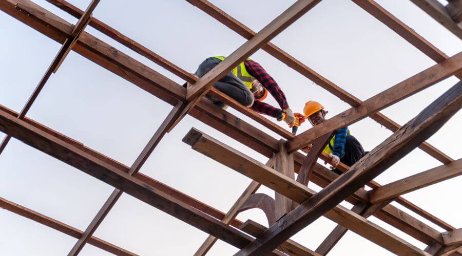 Professional residential roofers in Mellen, WI